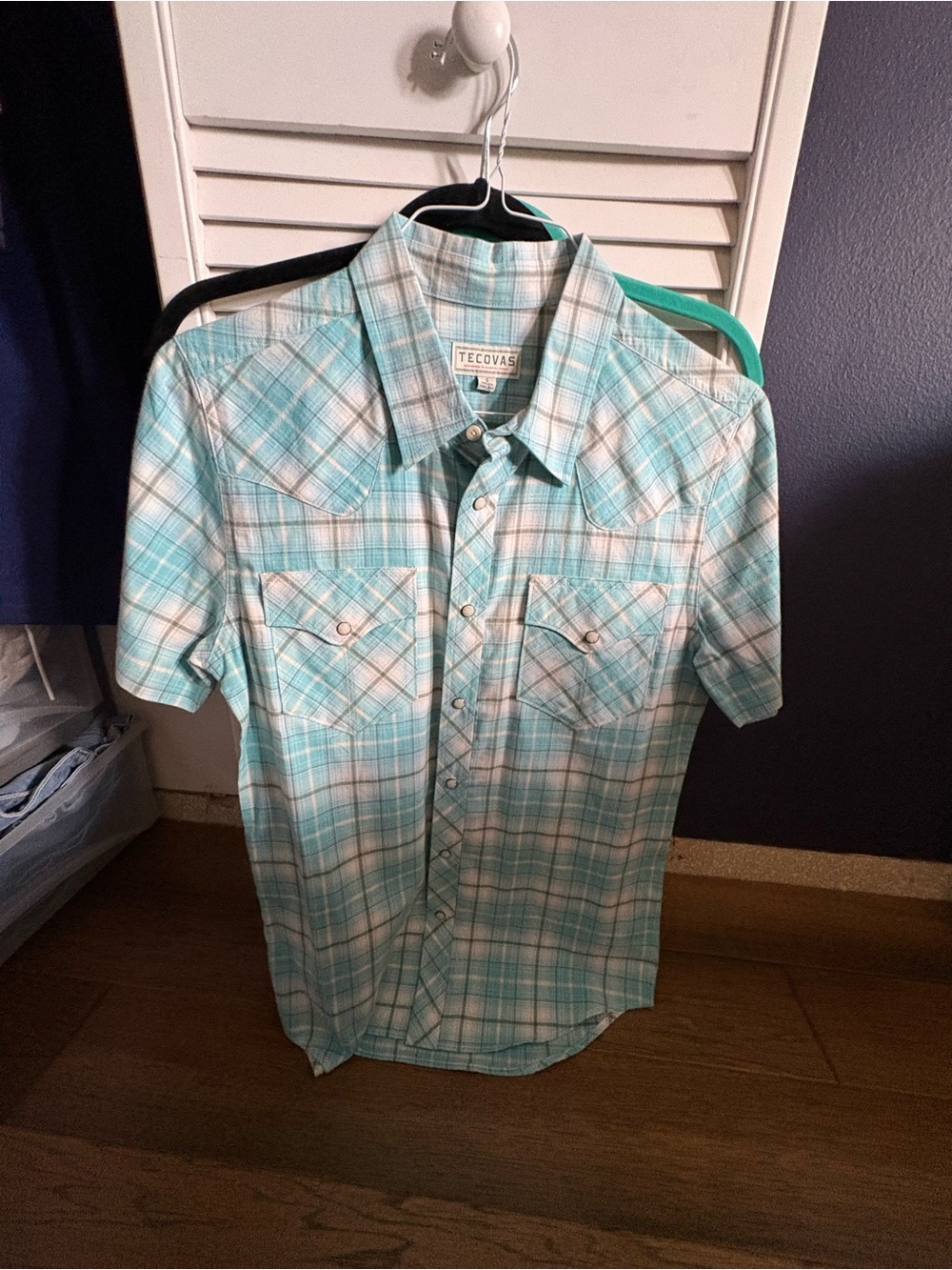 Tecovas Men’s Short-Sleeve Plaid Shirt in Aqua and White